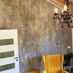Apartament Ts *